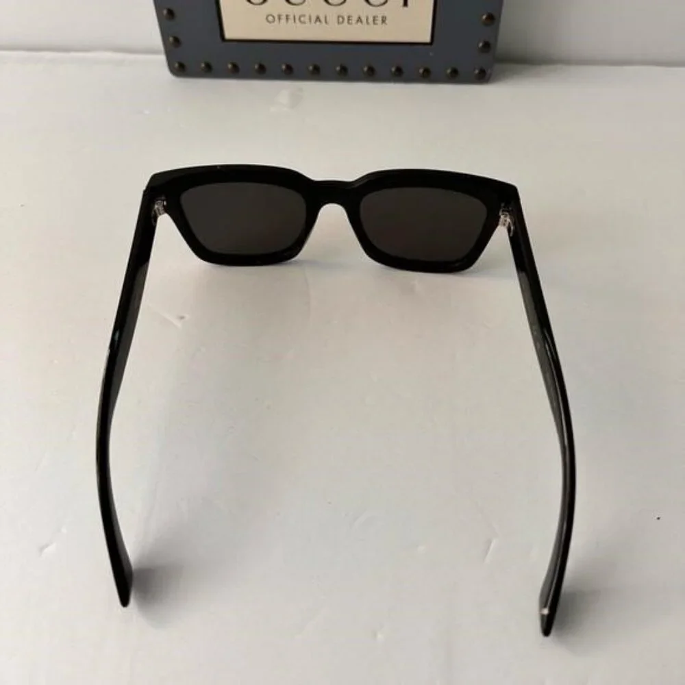 Authentic Gucci Smoke Square Men's Sunglasses GG0001SN 001